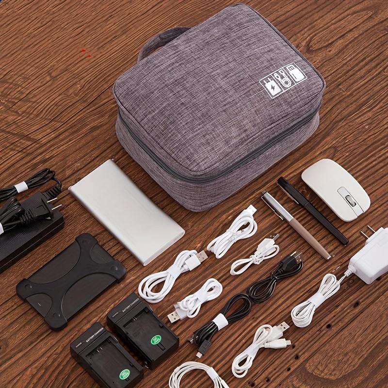 Borsa per cavi da viaggio Cust - Tech Accessories Case recensione e prezzo